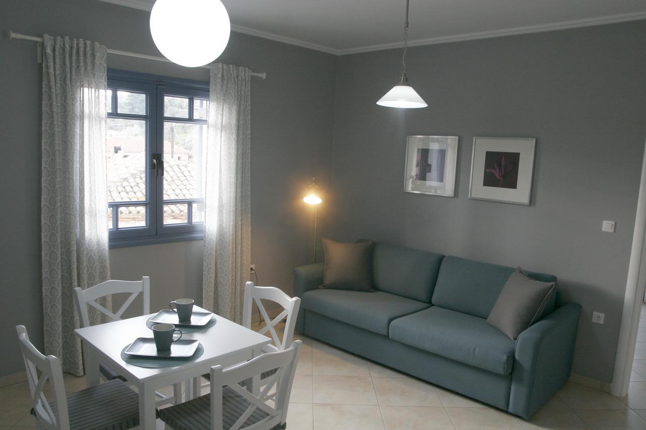 Boutique Hotel Iasmos Trizonía Екстериор снимка