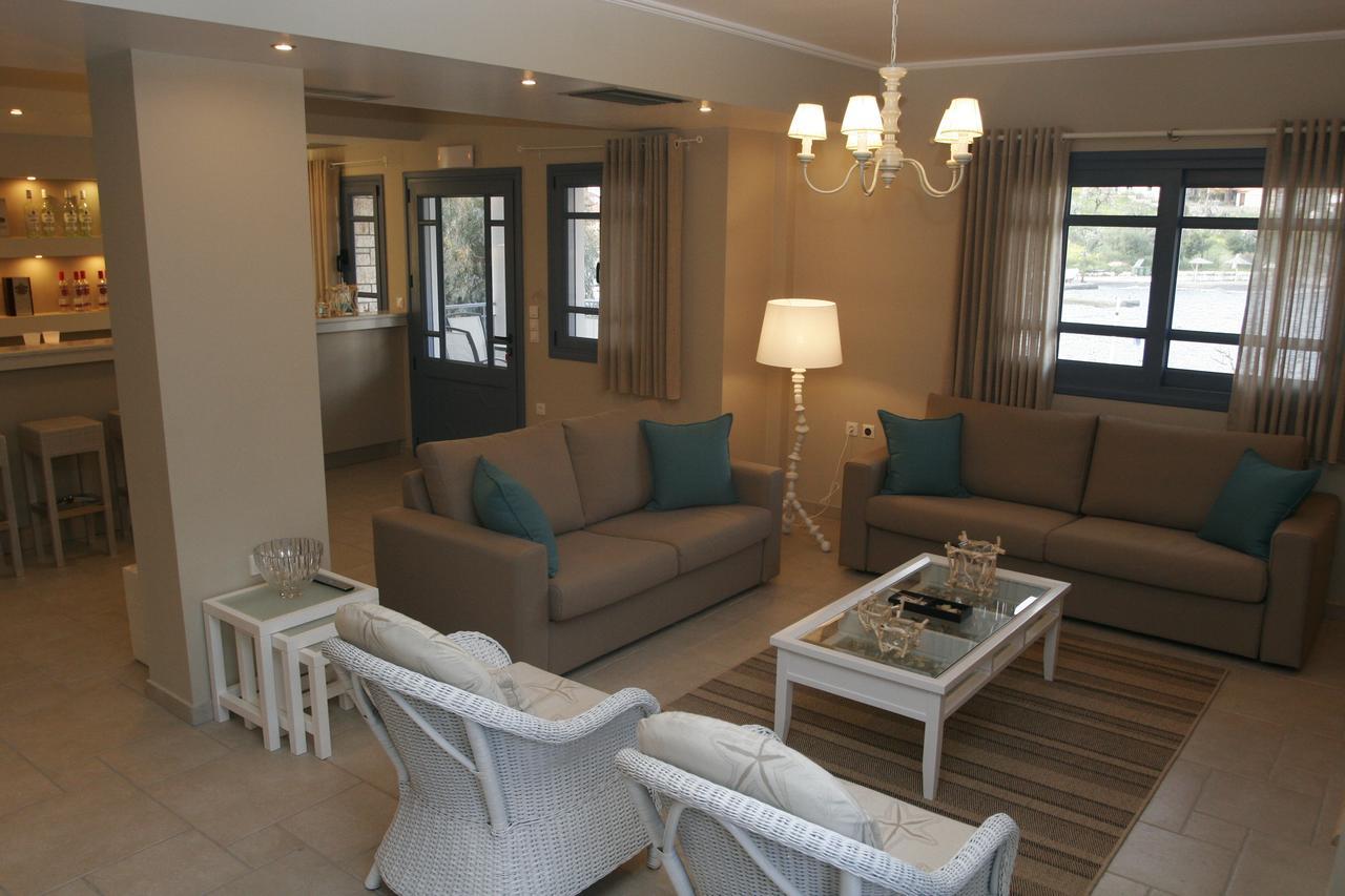 Boutique Hotel Iasmos Trizonía Екстериор снимка