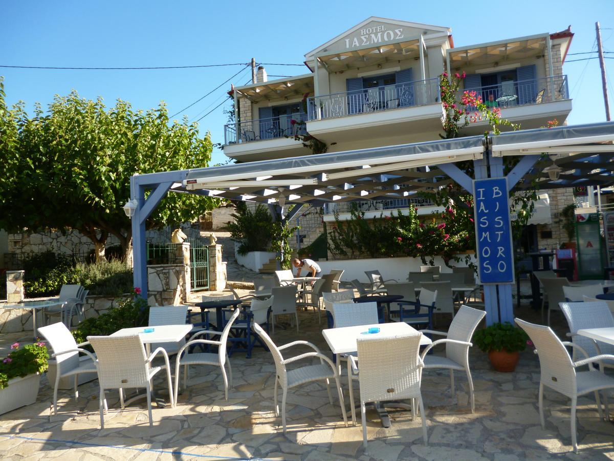 Boutique Hotel Iasmos Trizonía Екстериор снимка