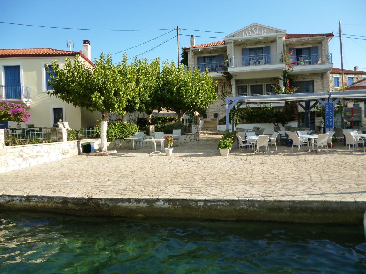 Boutique Hotel Iasmos Trizonía Екстериор снимка